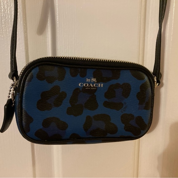 Coach Cross Body - Picture 1 of 11